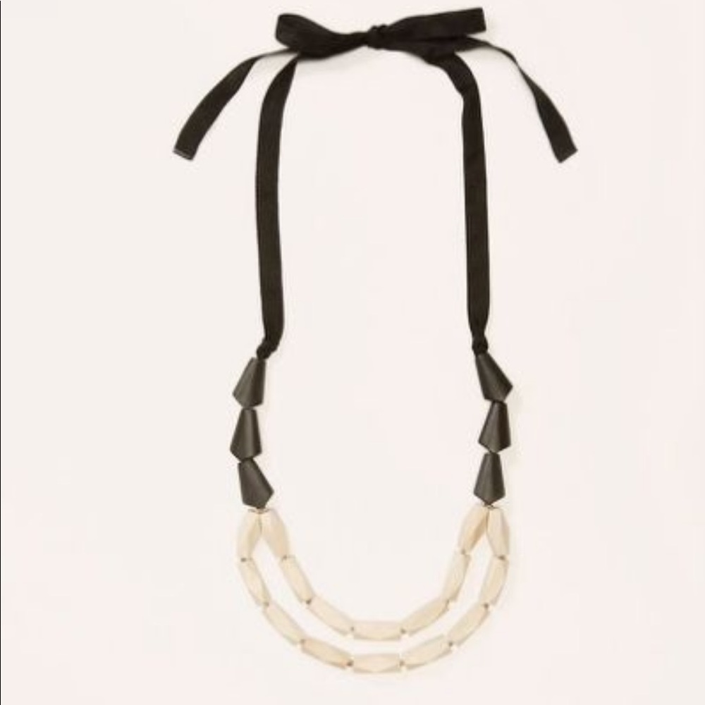 LOFT 🖤 Geo Faceted Necklace